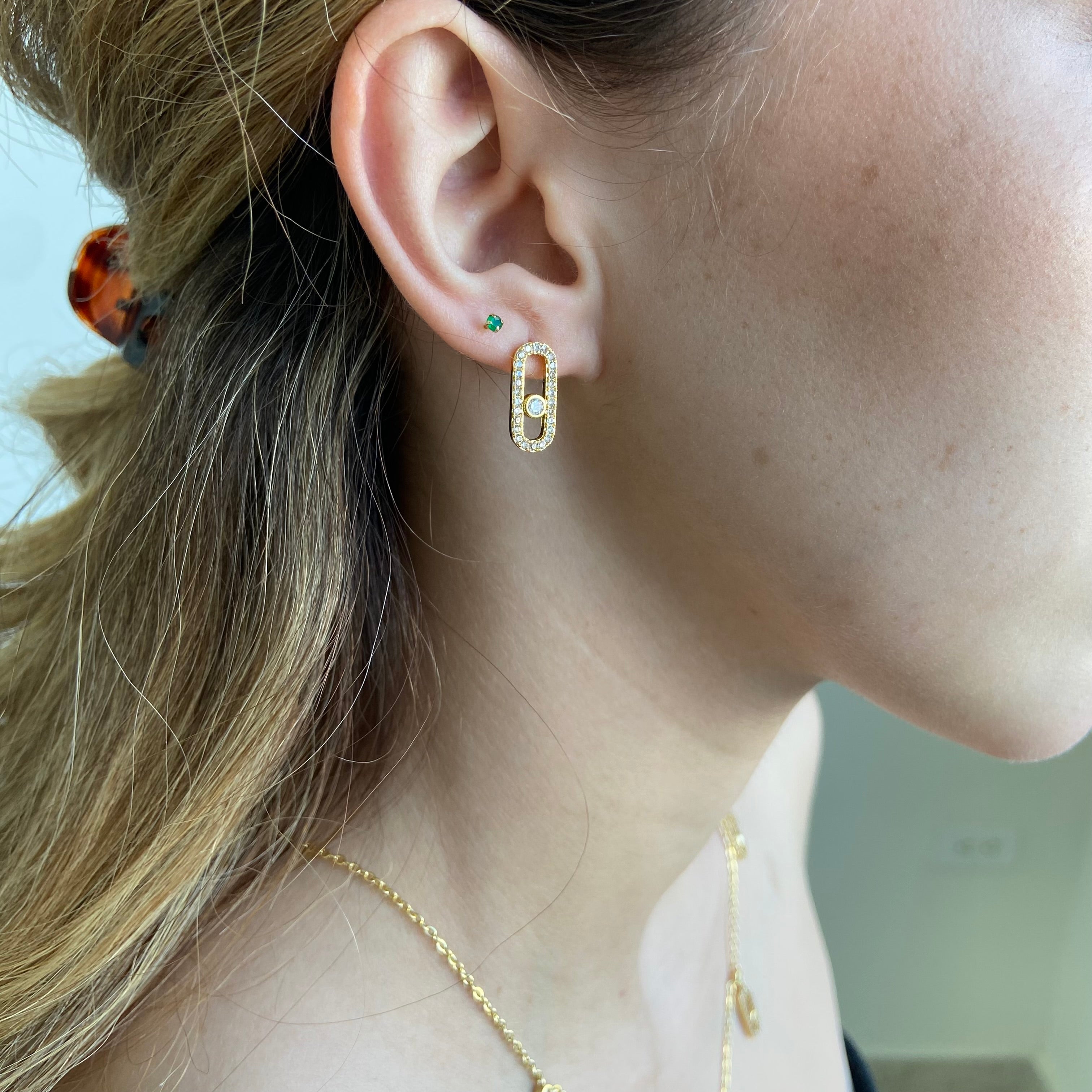 Aretes bejeweled dorado