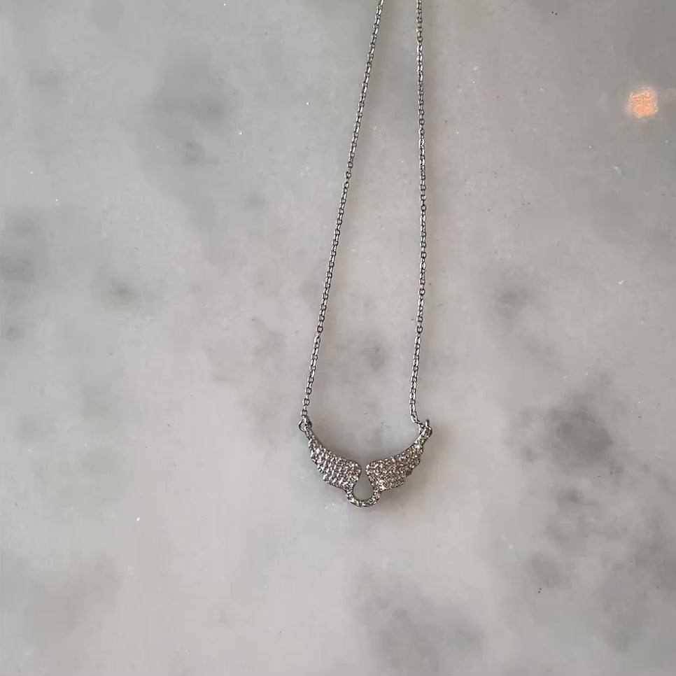Collar voltaire